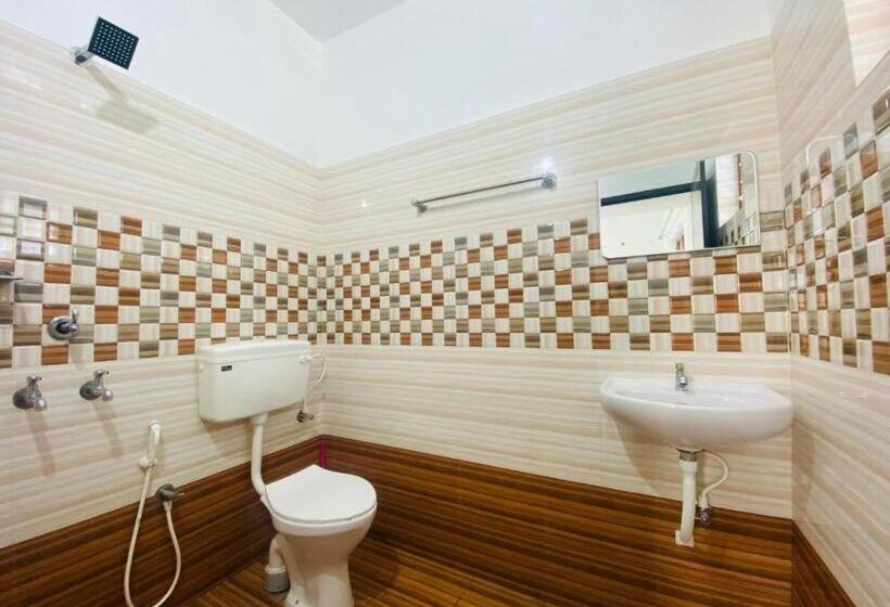 Grand Harmony Beach Resort Kovalam Dış mekan fotoğraf